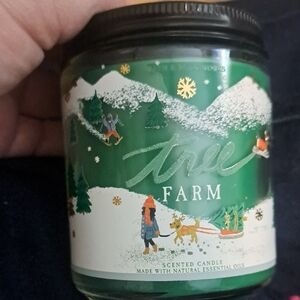 Tree Farm Scented Candle - Green